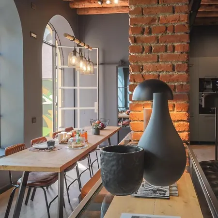 Ar Prestige Penthouse - Tribeca Loft *